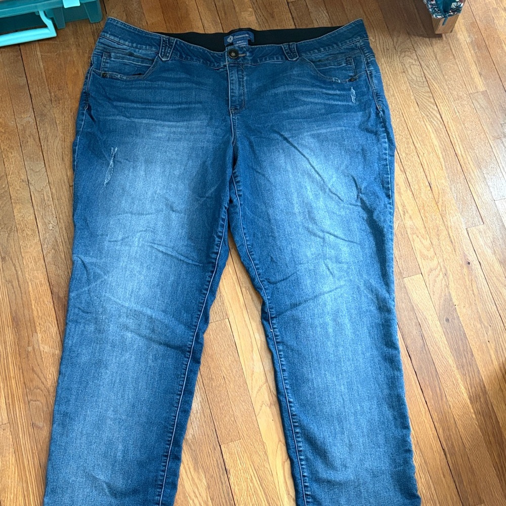 Democracy Women's Medium Blue “Ab”solution Straight Leg Jeans